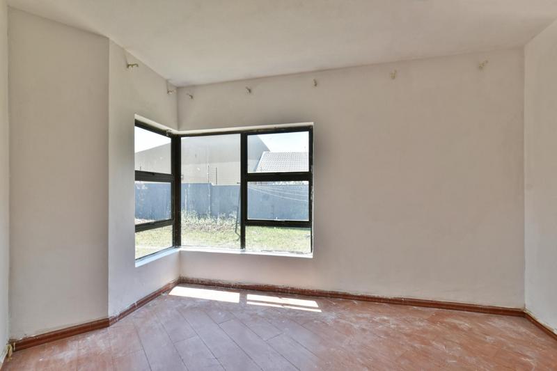 4 Bedroom Property for Sale in Liefde en Vrede Gauteng