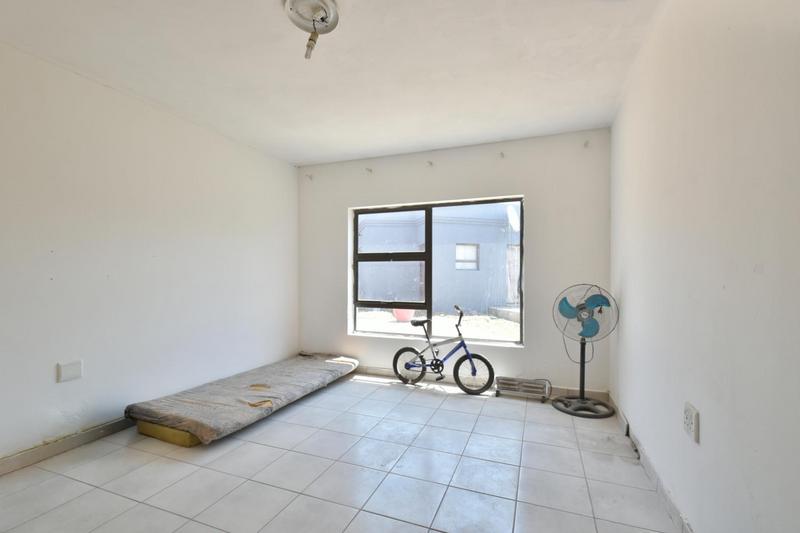4 Bedroom Property for Sale in Liefde en Vrede Gauteng