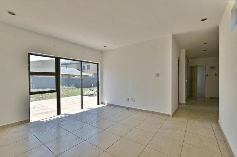 4 Bedroom Property for Sale in Liefde en Vrede Gauteng