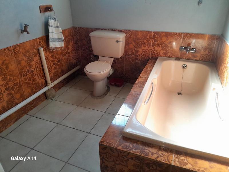 2 Bedroom Property for Sale in Lawley Gauteng