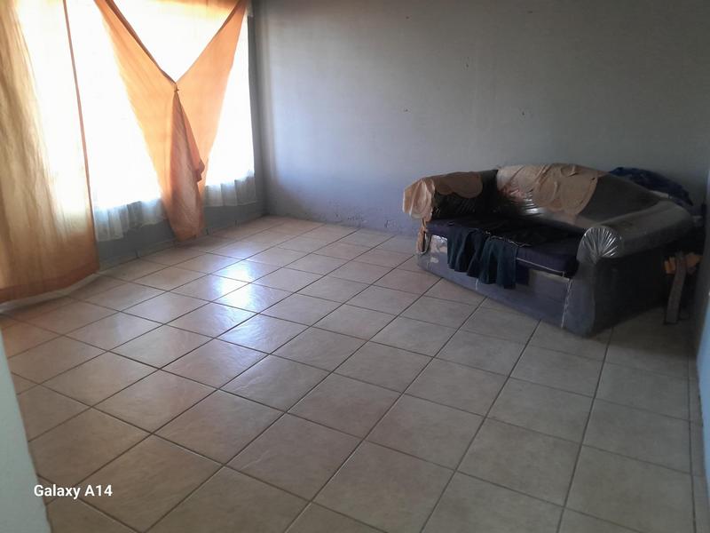 2 Bedroom Property for Sale in Lawley Gauteng