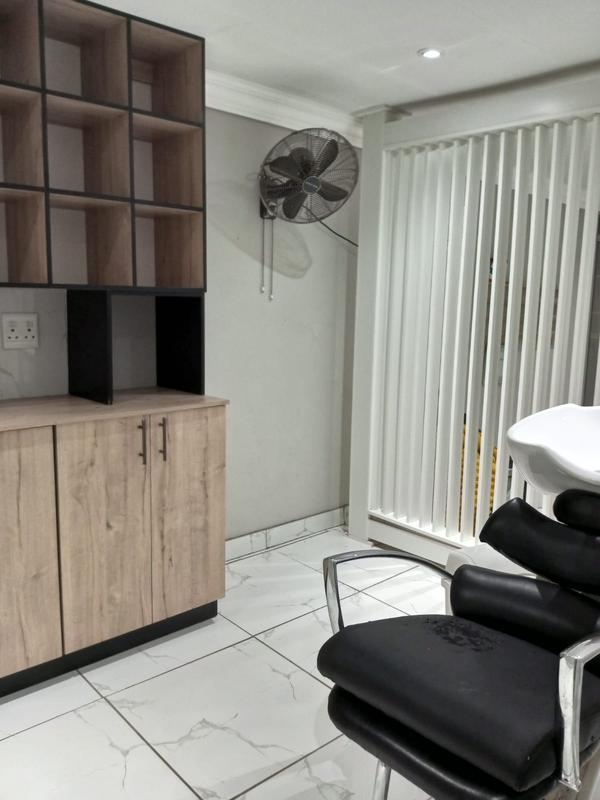 To Let 3 Bedroom Property for Rent in Petersfield Gauteng