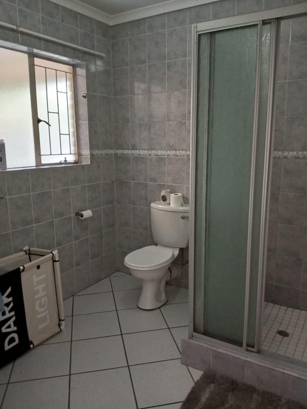 To Let 3 Bedroom Property for Rent in Petersfield Gauteng