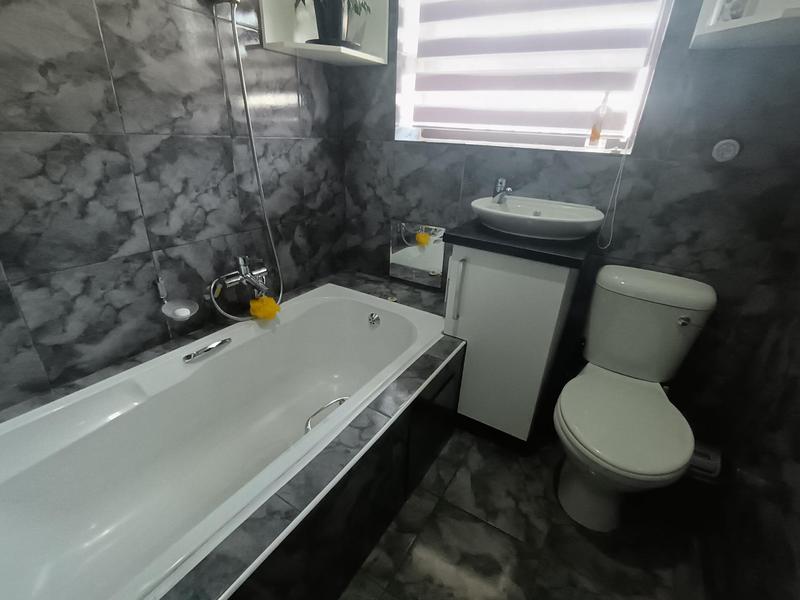 4 Bedroom Property for Sale in Gerdview Gauteng