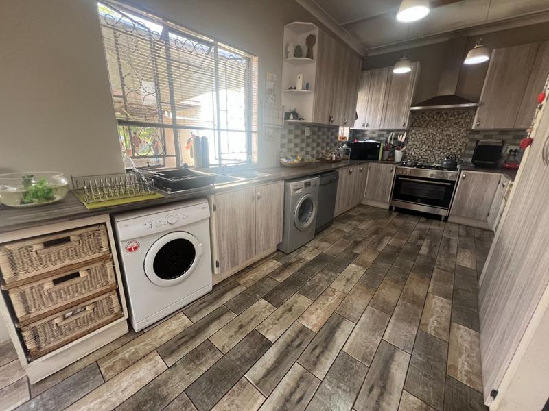 3 Bedroom Property for Sale in Villieria Gauteng