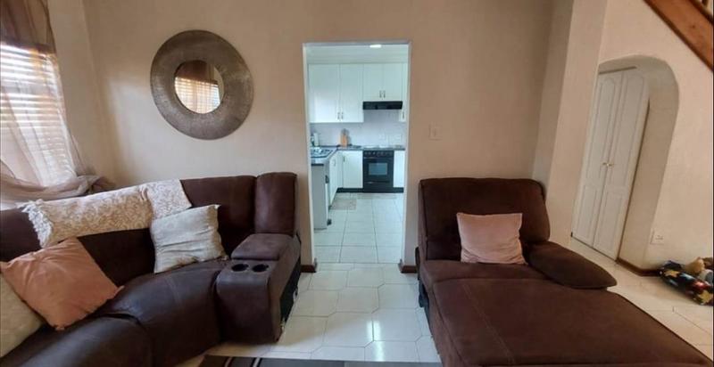 4 Bedroom Property for Sale in Bassonia Gauteng