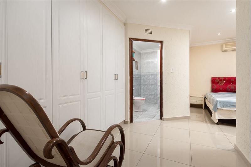 5 Bedroom Property for Sale in Bassonia Gauteng