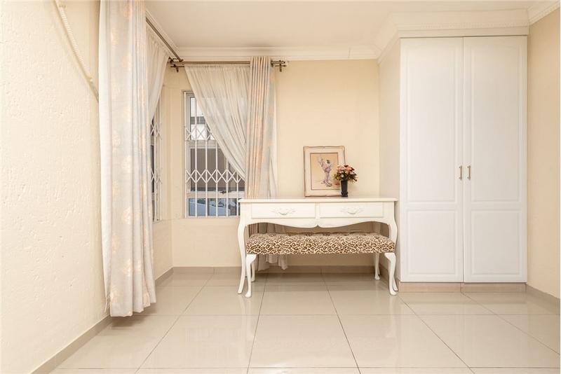 5 Bedroom Property for Sale in Bassonia Gauteng