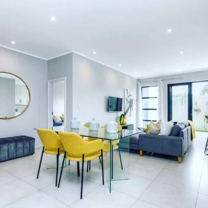 To Let 3 Bedroom Property for Rent in Atholl Gauteng