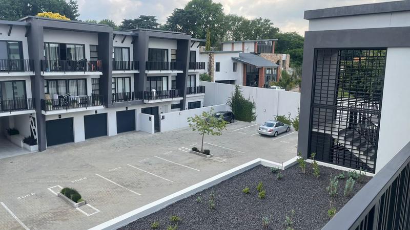 To Let 3 Bedroom Property for Rent in Atholl Gauteng