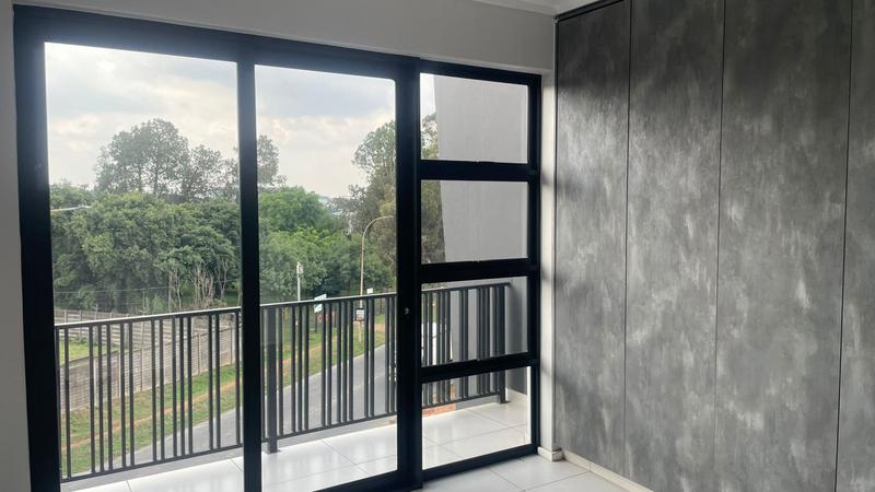 To Let 3 Bedroom Property for Rent in Atholl Gauteng