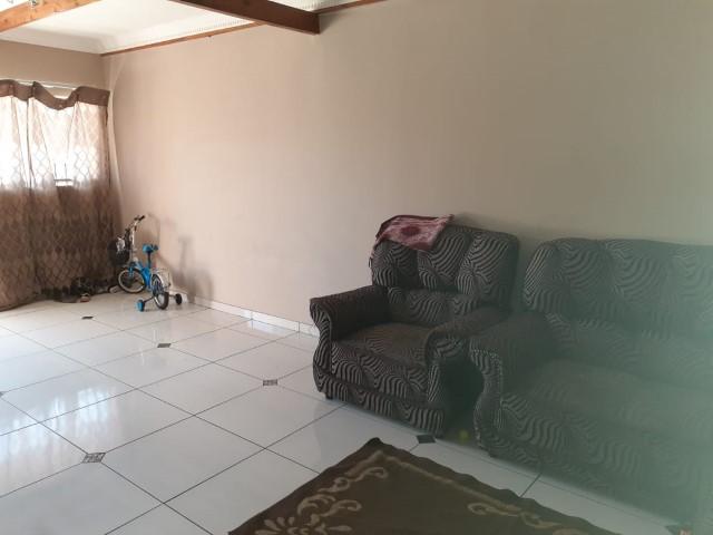To Let 2 Bedroom Property for Rent in Erasmia Gauteng