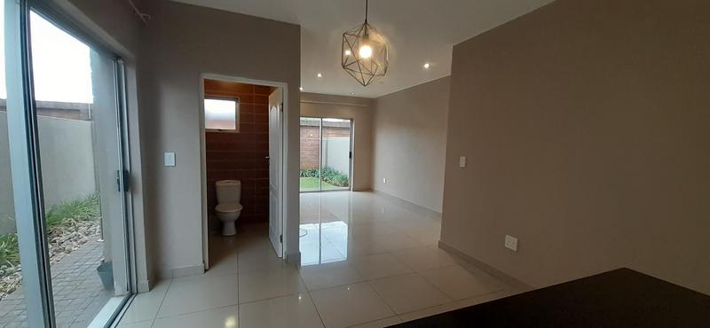To Let 2 Bedroom Property for Rent in Eldo Lakes Estate Gauteng