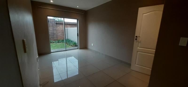To Let 2 Bedroom Property for Rent in Eldo Lakes Estate Gauteng