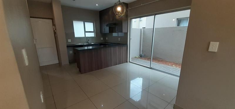 To Let 2 Bedroom Property for Rent in Eldo Lakes Estate Gauteng