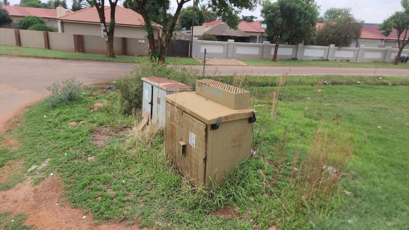 0 Bedroom Property for Sale in Rondebult Gauteng
