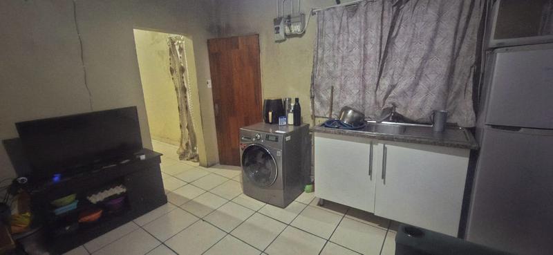 9 Bedroom Property for Sale in Tembisa Gauteng