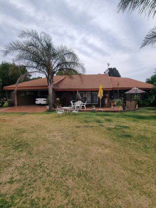 19 Bedroom Property for Sale in Norton Home Estate AH Gauteng