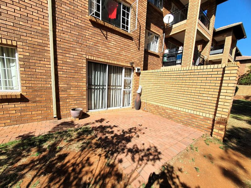 2 Bedroom Property for Sale in Annlin-wes Gauteng