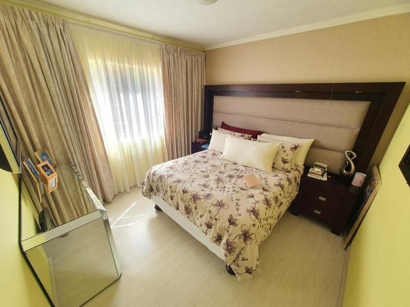 2 Bedroom Property for Sale in Annlin-wes Gauteng