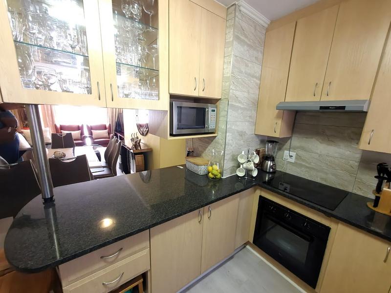 2 Bedroom Property for Sale in Annlin-wes Gauteng
