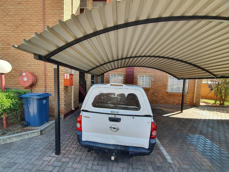 2 Bedroom Property for Sale in Annlin-wes Gauteng