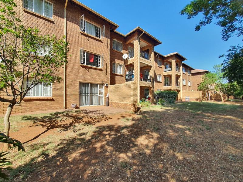 2 Bedroom Property for Sale in Annlin-wes Gauteng