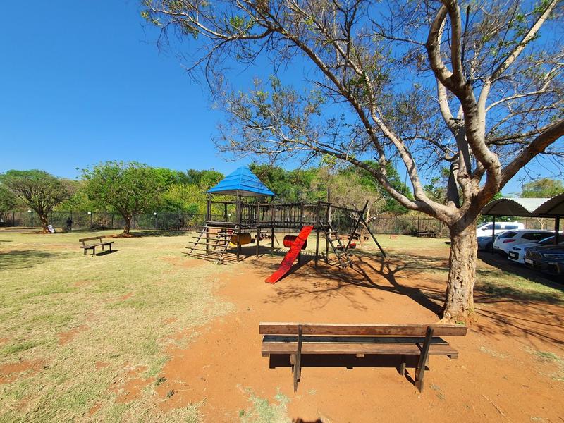 2 Bedroom Property for Sale in Annlin-wes Gauteng