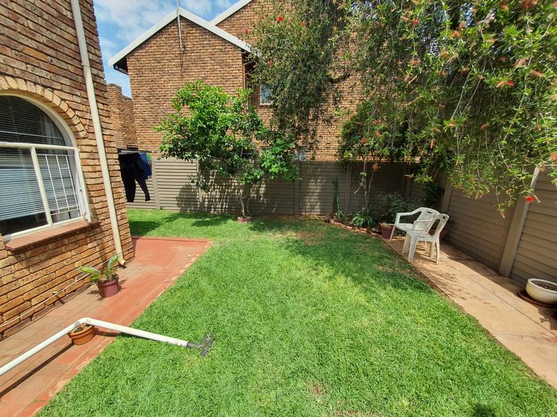 0 Bedroom Property for Sale in Doornpoort Gauteng