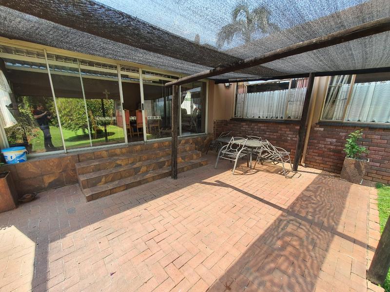 0 Bedroom Property for Sale in Magalieskruin Gauteng
