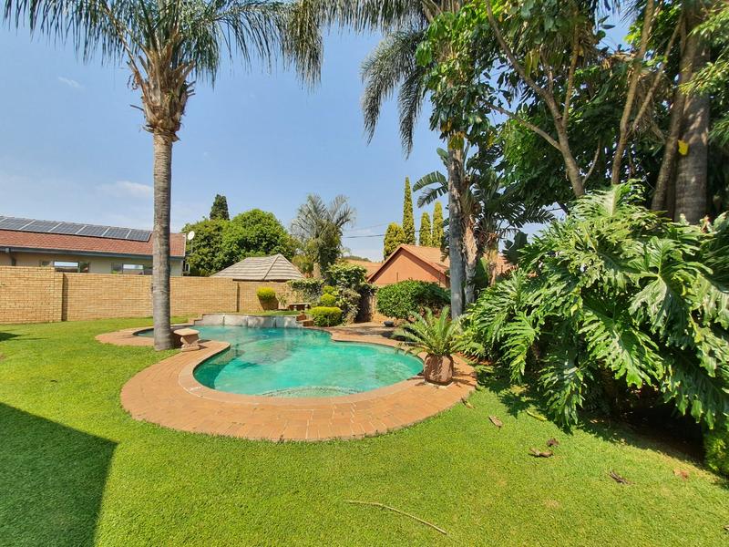 0 Bedroom Property for Sale in Magalieskruin Gauteng