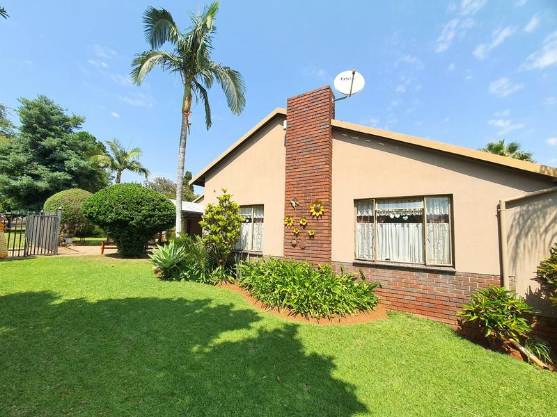 0 Bedroom Property for Sale in Magalieskruin Gauteng