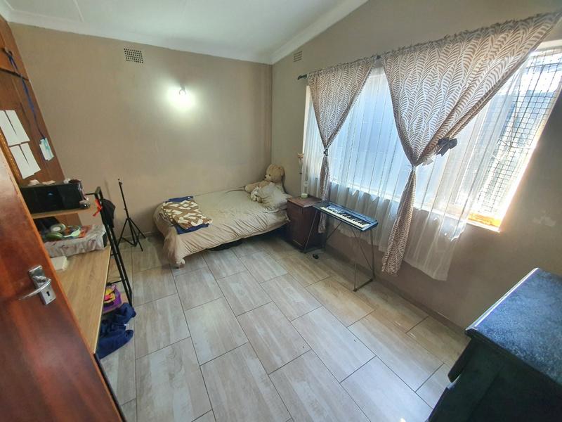0 Bedroom Property for Sale in Sinoville Gauteng