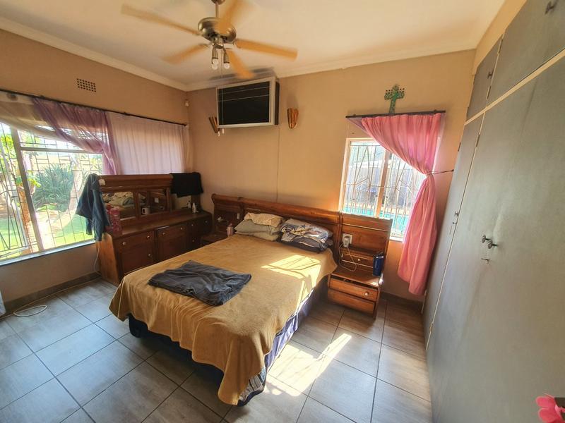 0 Bedroom Property for Sale in Sinoville Gauteng
