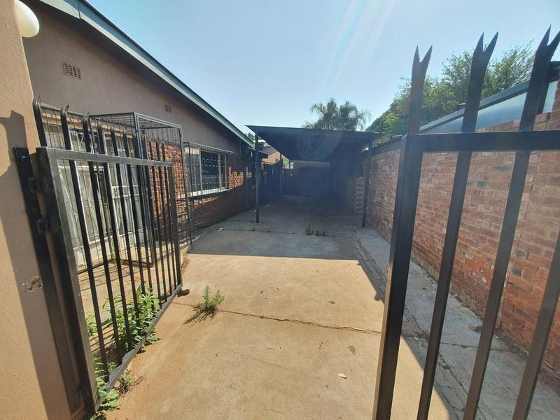 0 Bedroom Property for Sale in Sinoville Gauteng