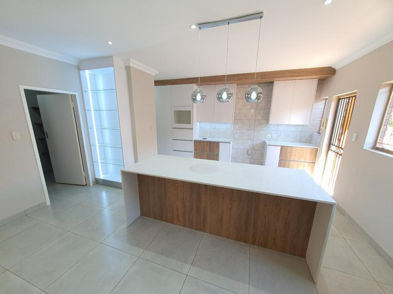 6 Bedroom Property for Sale in Wonderboom Gauteng