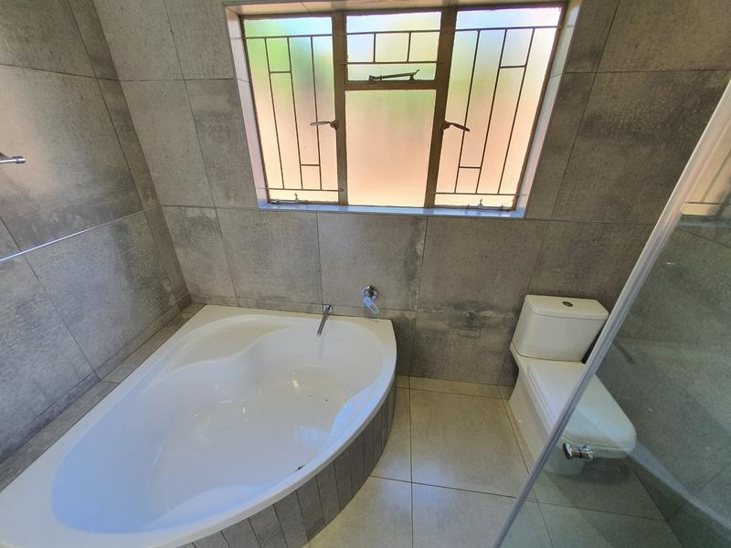 6 Bedroom Property for Sale in Wonderboom Gauteng