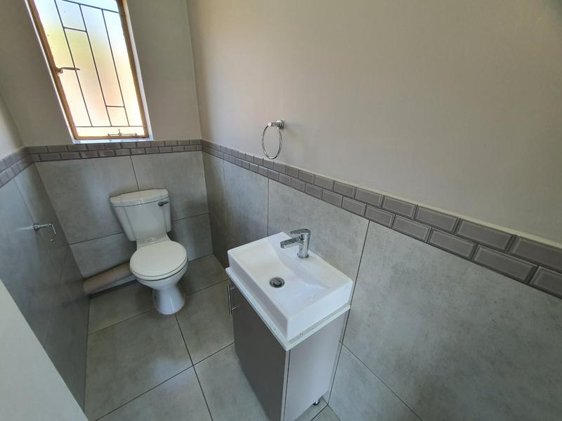 6 Bedroom Property for Sale in Wonderboom Gauteng