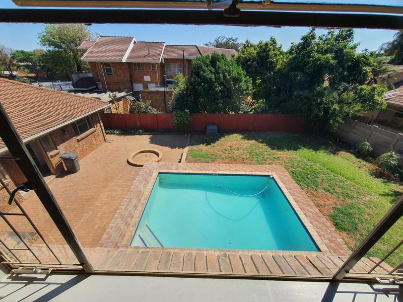 6 Bedroom Property for Sale in Wonderboom Gauteng