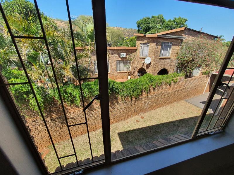 6 Bedroom Property for Sale in Wonderboom Gauteng