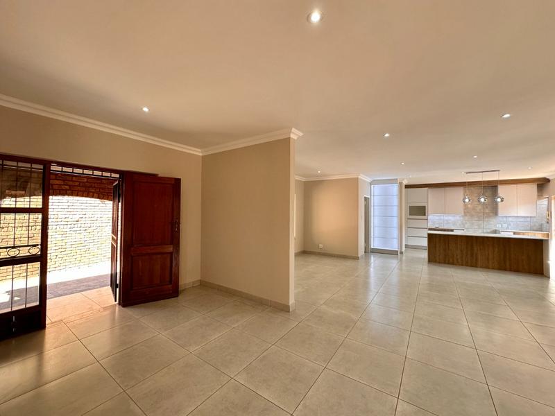 6 Bedroom Property for Sale in Wonderboom Gauteng
