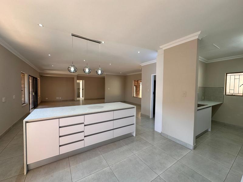 6 Bedroom Property for Sale in Wonderboom Gauteng