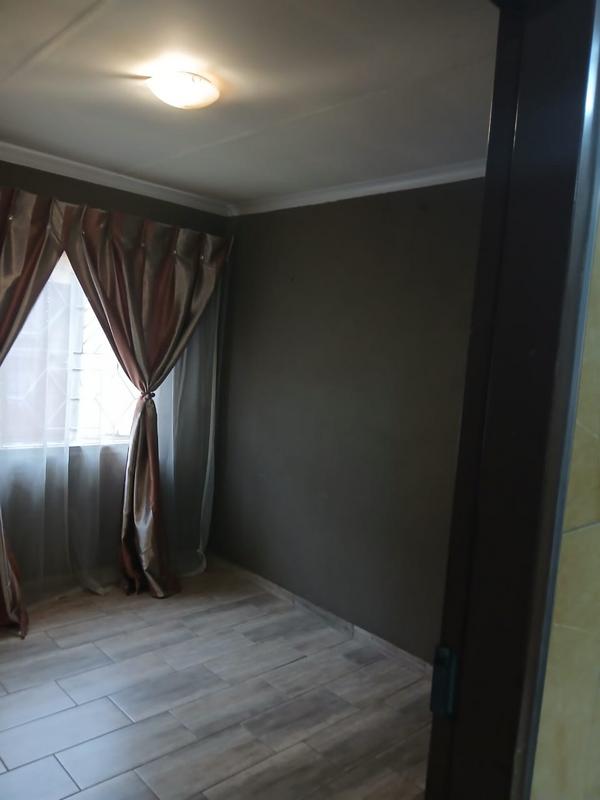 To Let 3 Bedroom Property for Rent in Villa Liza Gauteng