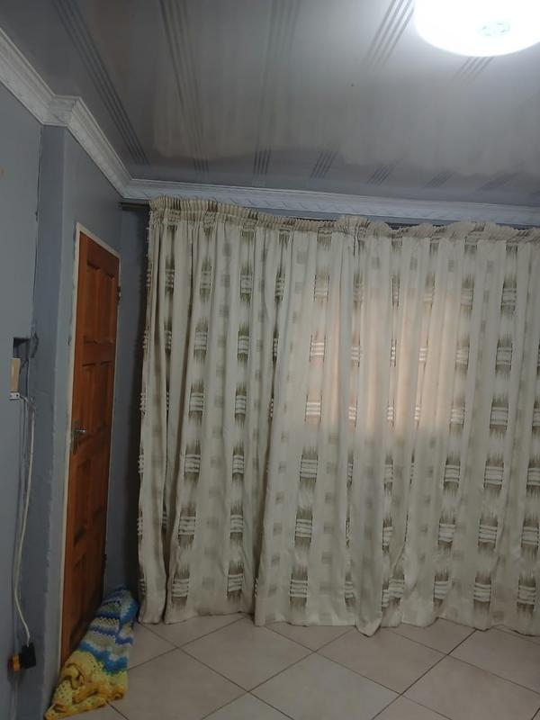 To Let 3 Bedroom Property for Rent in Villa Liza Gauteng