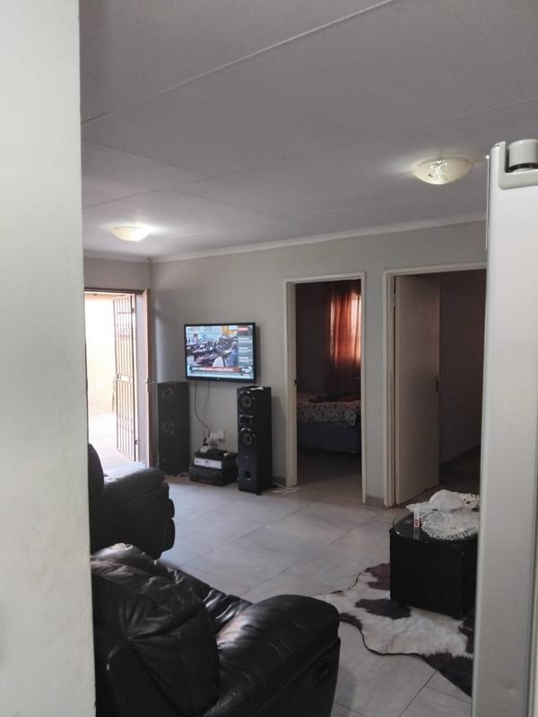 To Let 3 Bedroom Property for Rent in Windmill Park Gauteng