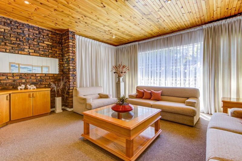4 Bedroom Property for Sale in Sunward Park Gauteng