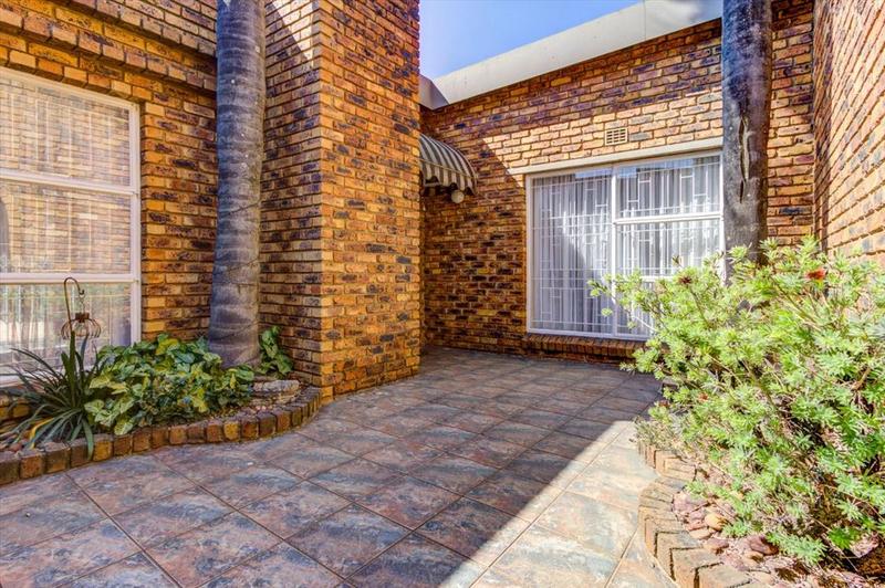 4 Bedroom Property for Sale in Sunward Park Gauteng