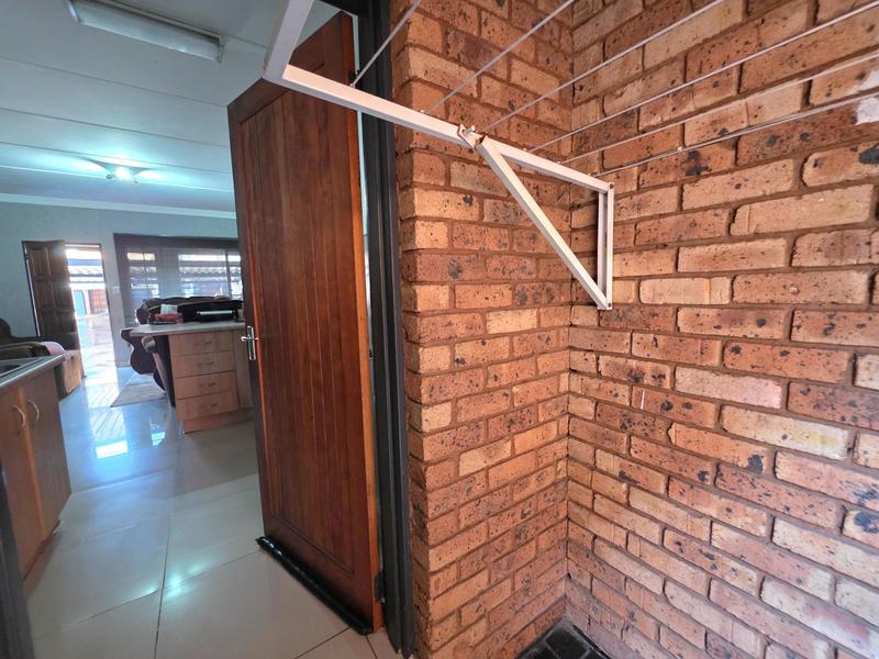 2 Bedroom Property for Sale in Elspark Gauteng
