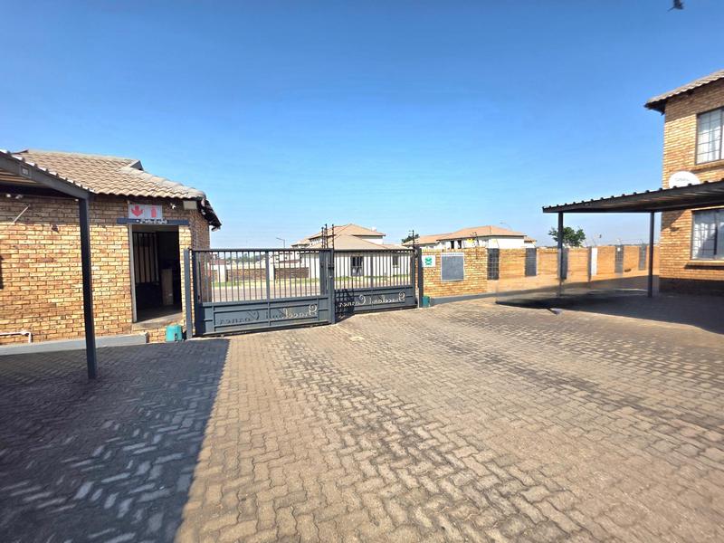 2 Bedroom Property for Sale in Elspark Gauteng
