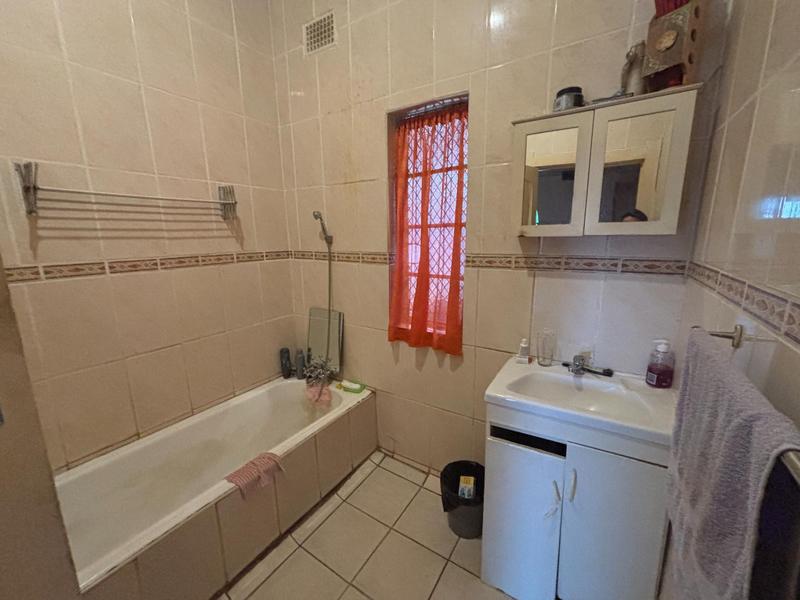 To Let 3 Bedroom Property for Rent in Dalview Gauteng